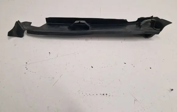 Audi A3 S3 8V Fender end trim 5V0821169D