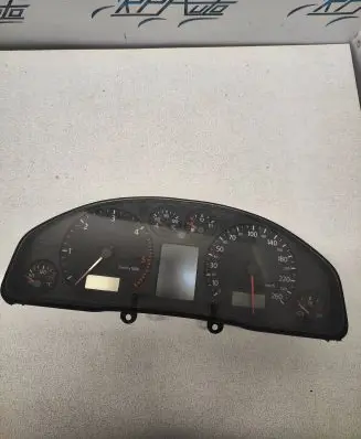 Audi A6 S6 C5 4B Speedometer (instrument cluster) 09053620091