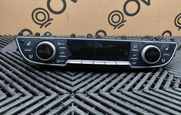 Audi Q7 4M Climate control unit 4M0820043AB