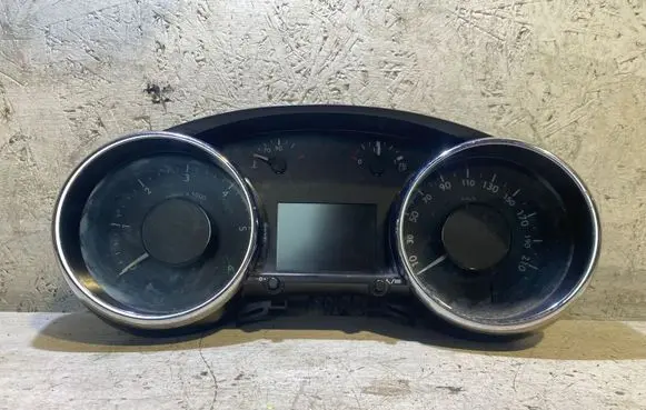 Peugeot 5008 Speedometer (instrument cluster) 9666247580 PE0004005N