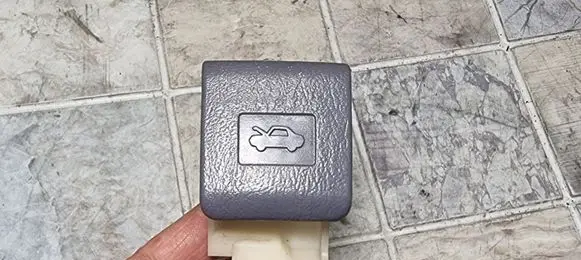 Toyota Yaris Engine bonnet (hood) release handle 5361120070 5363152010