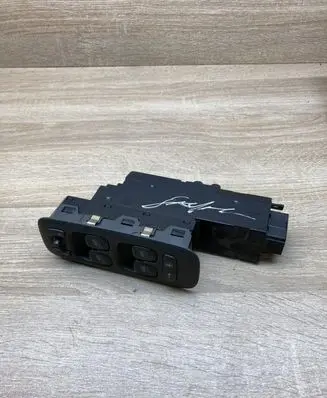 Volvo S80 Electric window control switch 9452959