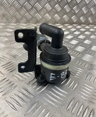Audi A4 S4 B8 8K Electric auxiliary coolant/water pump 5N0965561A