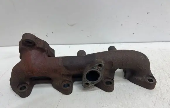 KIA Ceed Exhaust manifold