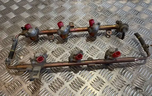 Toyota Land Cruiser (J100) Fuel injectors set A4600