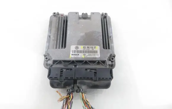 Volkswagen Touran I Engine control unit/module 0281011761 03G906016BT