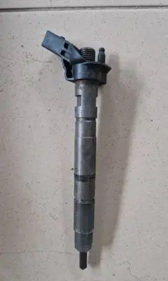 Audi Q7 4L Fuel injector 059130277AH