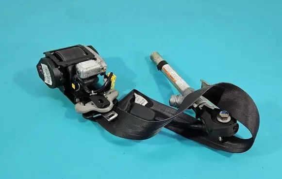 Honda CR-V Front seatbelt 608200300A IMPRK1578891