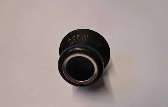 Mercedes-Benz SL R107 Interior fan control switch 1076807107