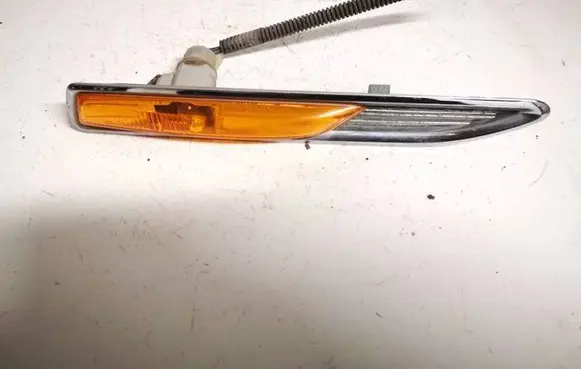 Ford Mondeo MK IV Front fender indicator light 7s7113k354af 7s71-13k354-af