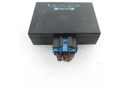 Volkswagen Golf IV Central body control module 5DK00795150 1J0959799Q