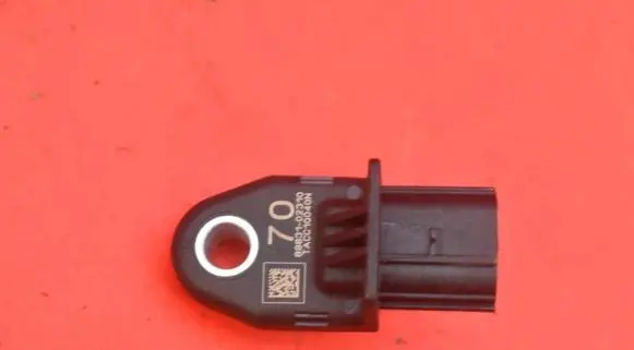 Toyota Corolla E10 Sensor 89831-02310
