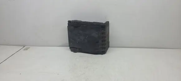 Volkswagen Touran I Fuse box cover 1718006