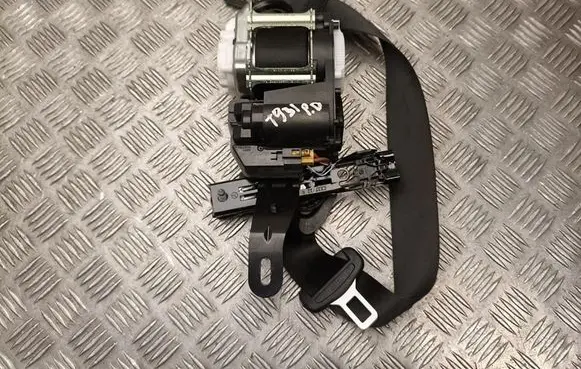 Mercedes-Benz EQE x294 Front seatbelt A2958608000