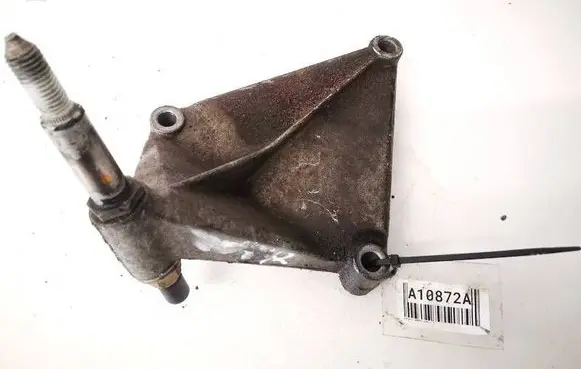 Renault Scenic I Engine mounting bracket 7700832251
