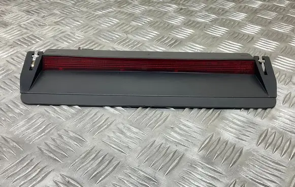Volkswagen PASSAT B7 Third/center stoplight 3C5945087