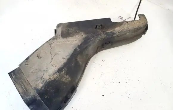 Audi A4 S4 B5 8D Air intake hose/pipe 058129617a 4615527979