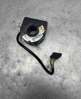 BMW 5 E39 Steering angle sensor 6760232 05111595 130502