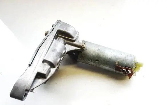 Volvo S80 Seat adjustment motor 0130002492 198651
