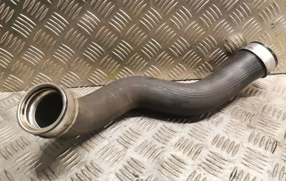 Mercedes-Benz CLK A209 C209 Intercooler hose/pipe