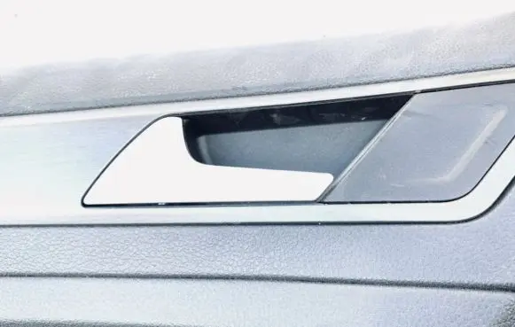 Volkswagen Golf VII Rear door interior handle