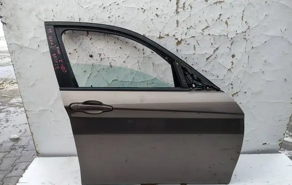 BMW 1 F20 F21 Front door 