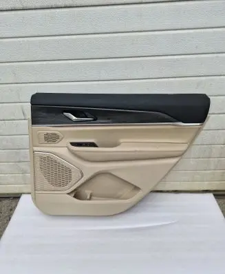 Jeep Grand Cherokee WL Rear door card panel trim WLJP75RHRD2AP