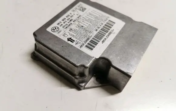 Audi A5 8T 8F Airbag control unit/module 8K0959655P