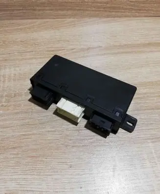 BMW 5 E39 Door control unit/module 8374806