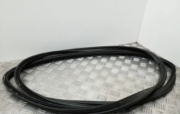 Seat Ibiza IV (6J,6P) Trunk rubber seal (body) 