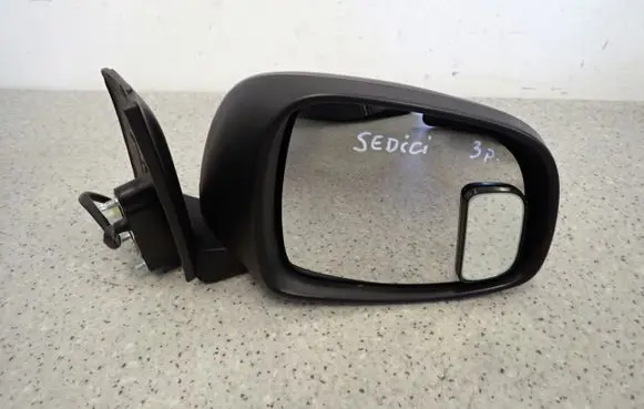 Fiat Sedici Front door electric wing mirror 