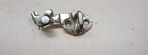 Chevrolet Aveo Loading door lock loop/hook striker 8F27