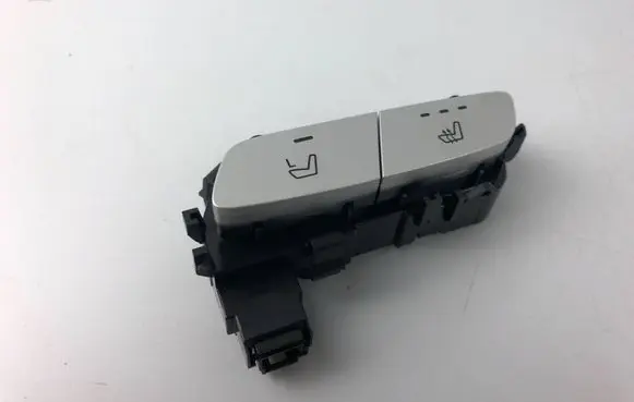 Mercedes-Benz CLS W257 Seat heating switch A2139051604