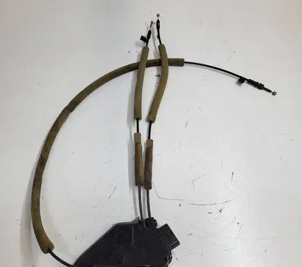 Nissan Leaf I (ZE0) Rear door lock 825003NF0A
