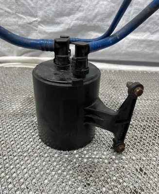BMW 1 E81 E87 Active carbon filter fuel vapour canister 7074464 7134741