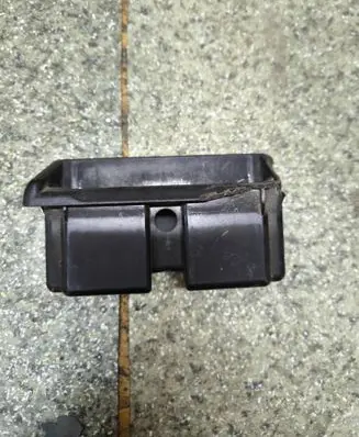BMW 3 E30 Ashtray (front) 51161904809