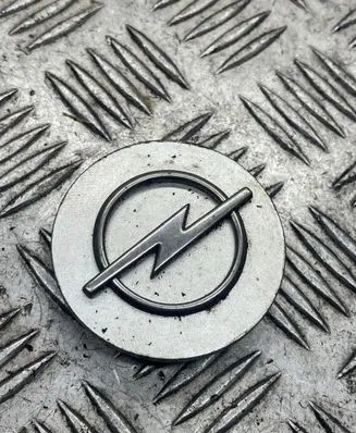 Opel Signum Original wheel cap 09179672 09179670 09179671