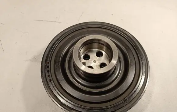 Jaguar XF X260 Crankshaft pulley G4D36316AE