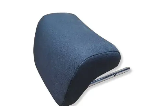 Volkswagen Golf VII Rear seat headrest 
