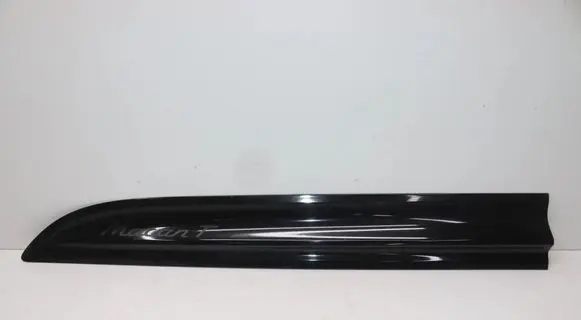 Porsche Macan (95B) Front door trim (molding) 95B8378891R