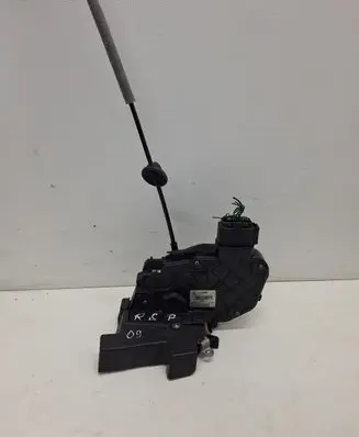 Volvo V70 Front door lock 31253666