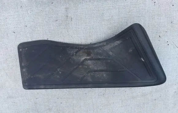 Peugeot 3008 II Foot rest pad/dead pedal 9811350777