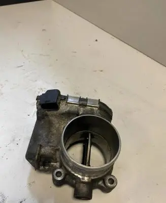 Volvo XC60 Throttle body valve 31216665 11W371 0280750520