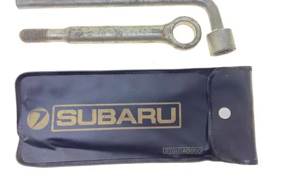 Subaru Legacy Tool set 97010AG000
