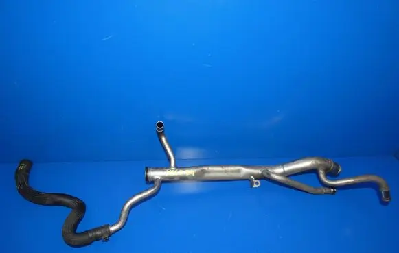 Volvo XC60 Engine coolant pipe/hose