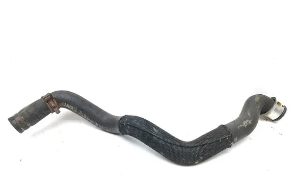 Mercedes-Benz C W204 Engine coolant pipe/hose A2045010982 5011