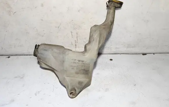 Renault Master II Windshield washer fluid reservoir/tank 8200146985