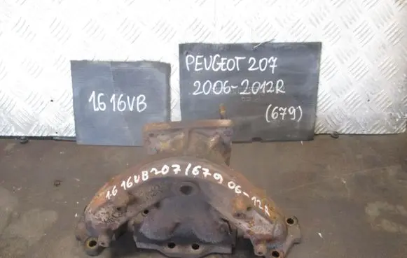 Peugeot 207 Exhaust manifold