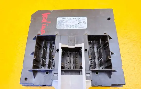 Skoda Kodiaq Central body control module 5Q0937086BM
