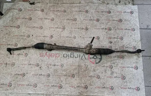 Toyota Yaris Steering rack F800000672